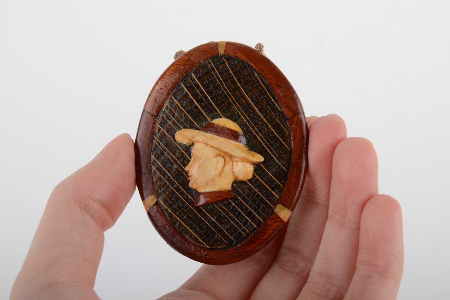 Handmade oval tinted neck pendant carved of wood with intarsia for women photo 5