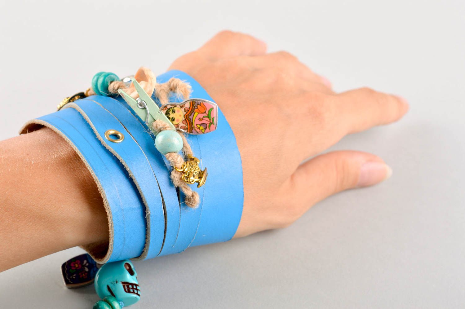 Handagemachtes Damen Armband Ethno Schmuck Leder Armband Designer Accessoire foto 5