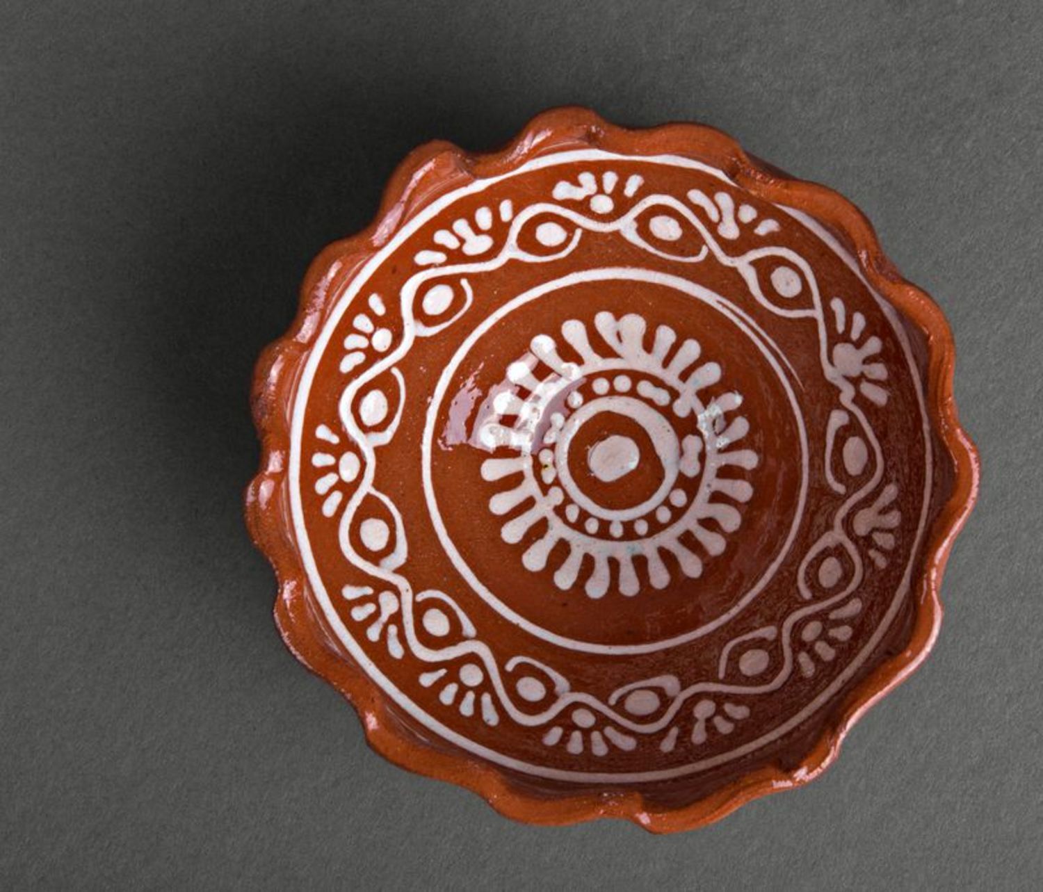 Ciotola in ceramica da frutta fatta a mano ciotola decorativa da biscotti 
 foto 2