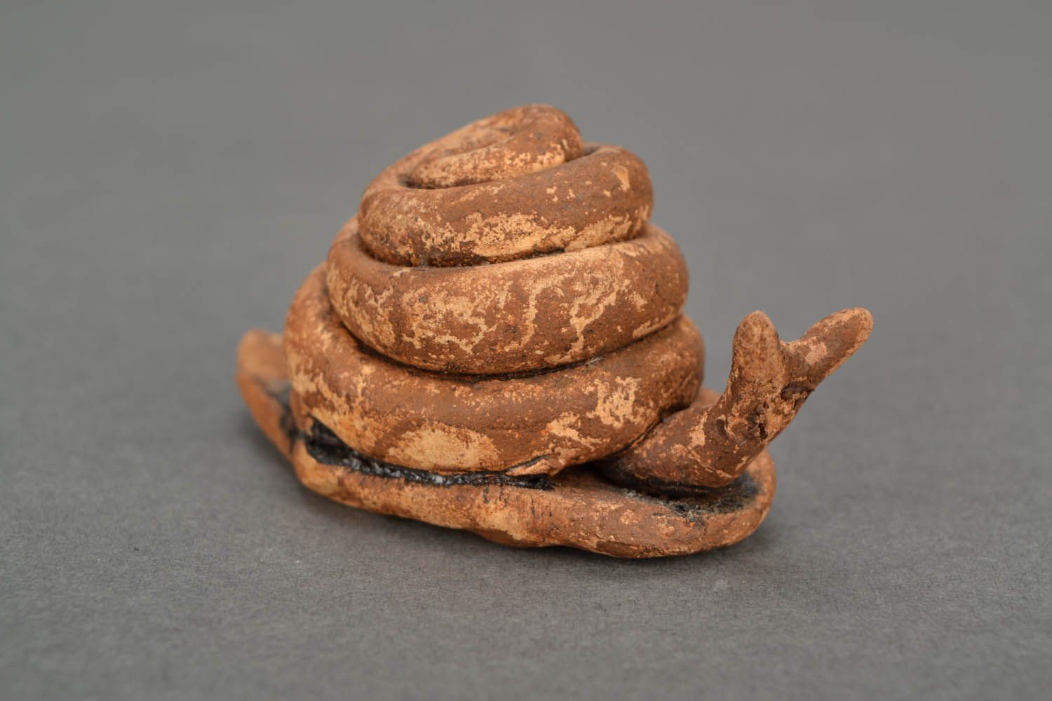 Figurine en argile escargot faite main  photo 3