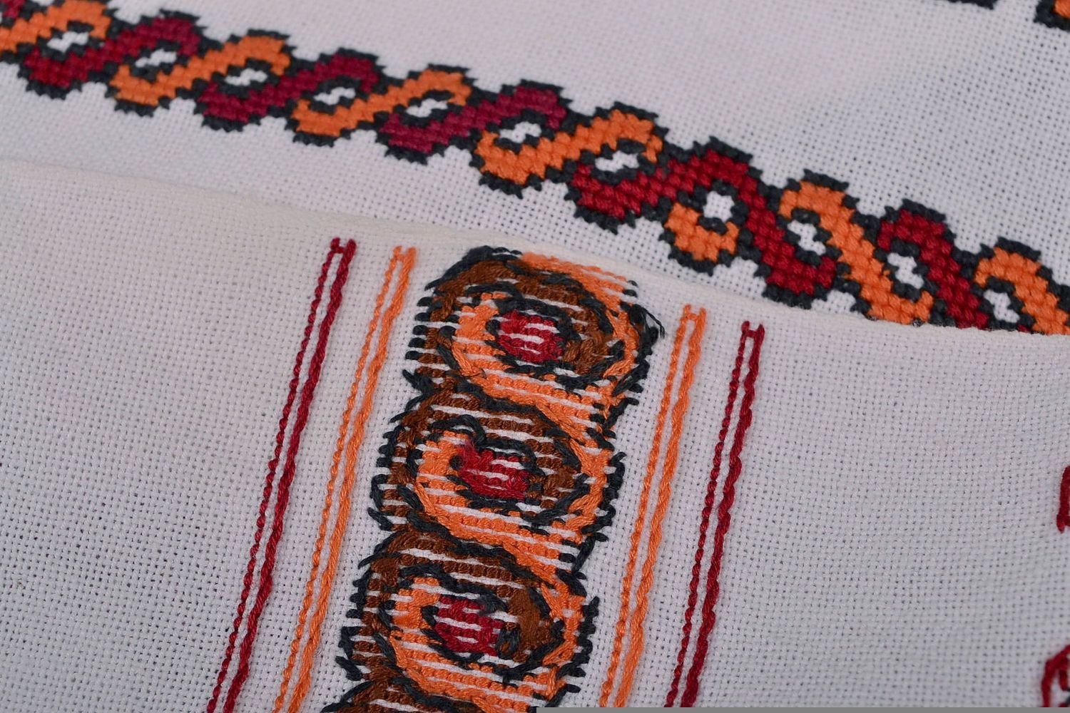 Embroidered rushnyk Tripol photo 2