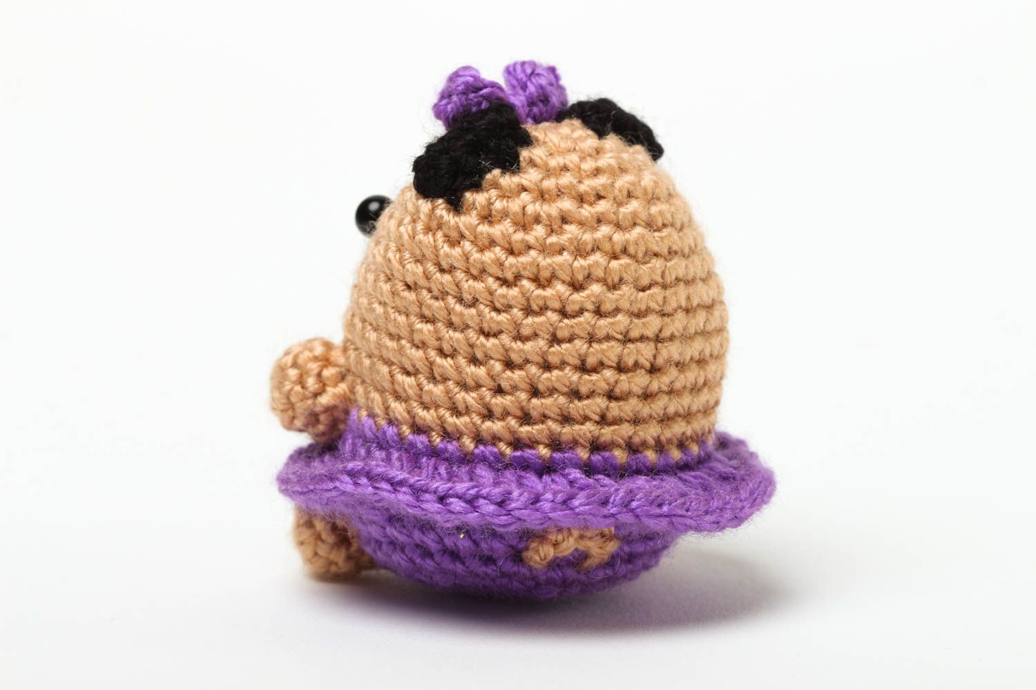 Jouet carlin Peluche faite main en violet tricotée Cadeau enfant au crochet photo 3