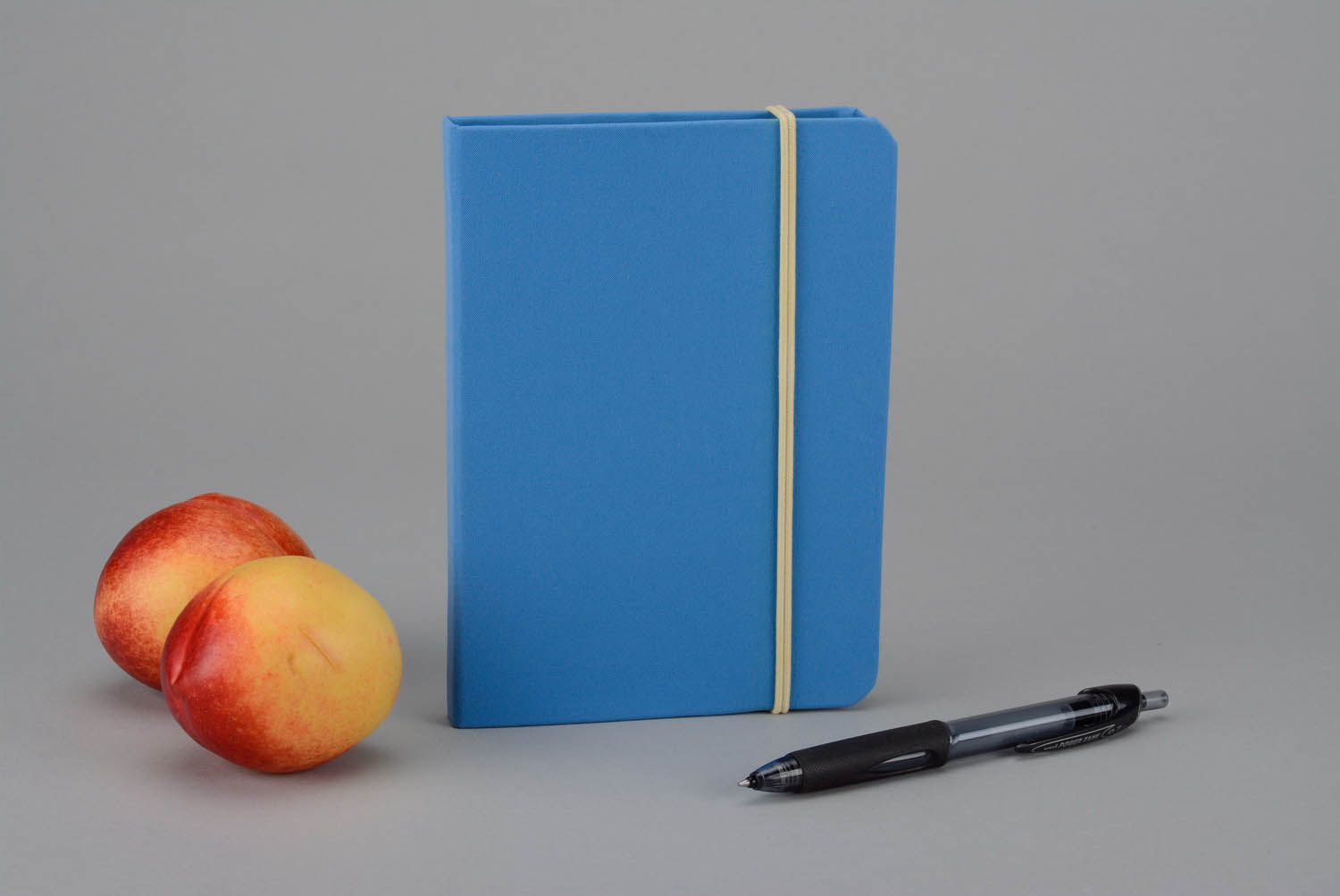 Flavored notebook, blue and yellow photo 1