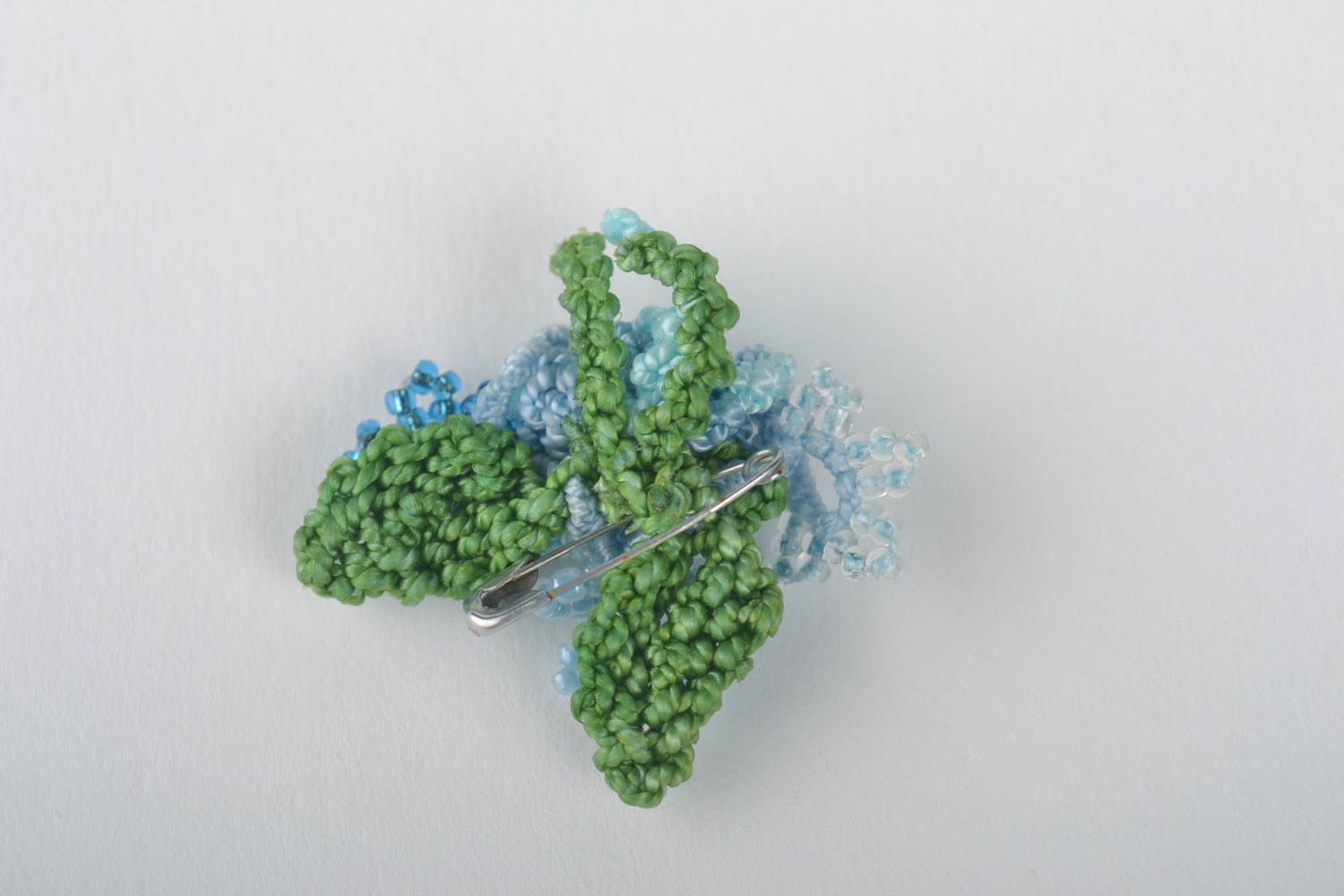 Плетеная брошь украшение ручной работы брошь цветок небольшая голубая красивая фото 2