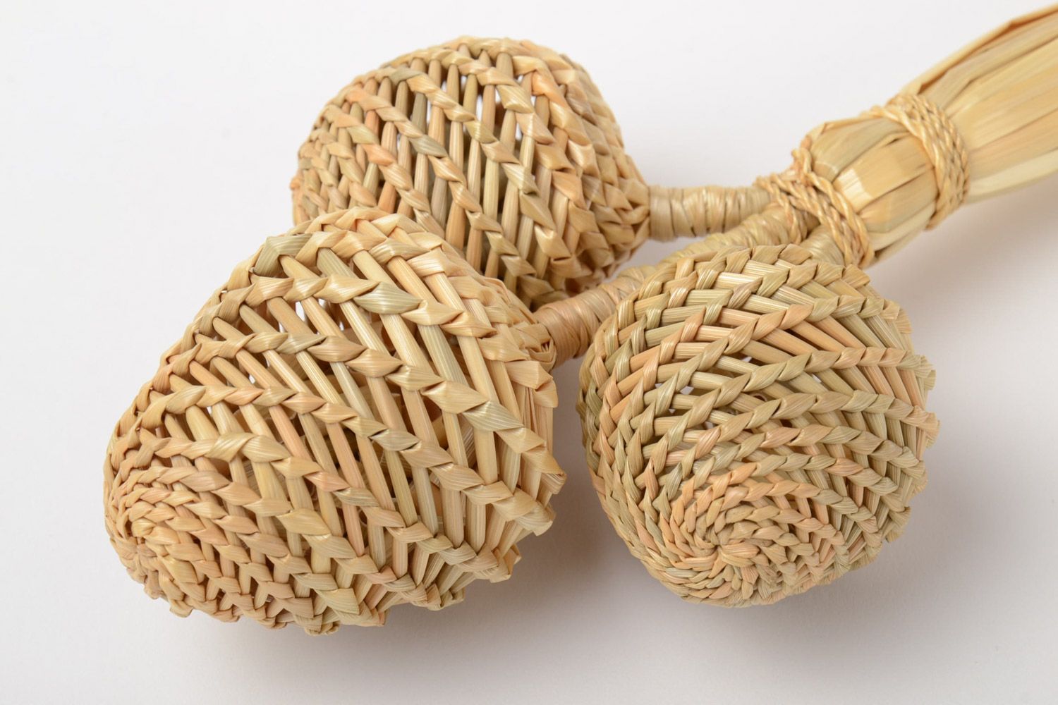 Handmade eco friendly rattle toy woven of natural straw for babies photo 3