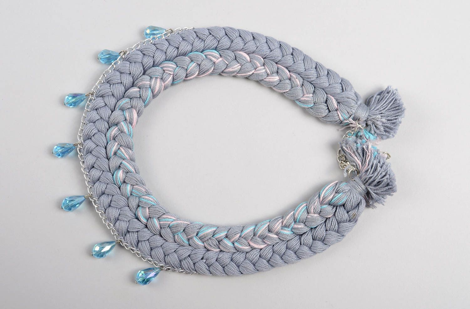 Stoff Halskette handgemachter Schmuck Modeschmuck Collier in Grau und Blau foto 3