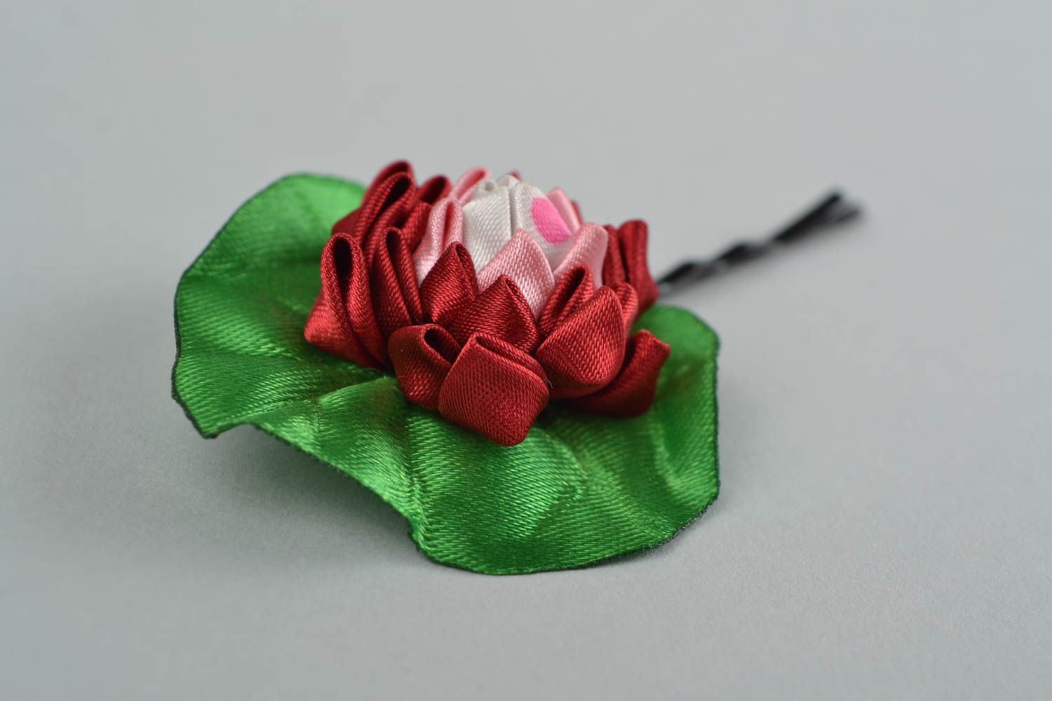 Beautiful handmade satin ribbon flower bobby pin kanzashi Flower and Leaf photo 4