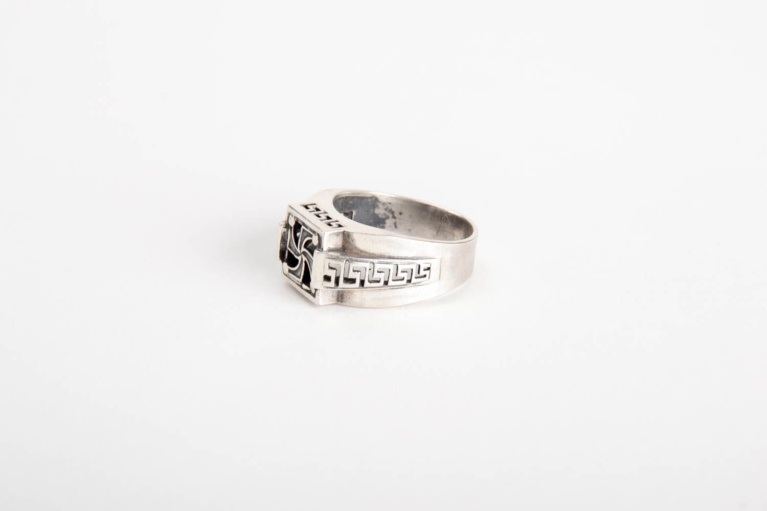Украшение ручной работы серебряный перстень подарок для мужчины меандр фото 2