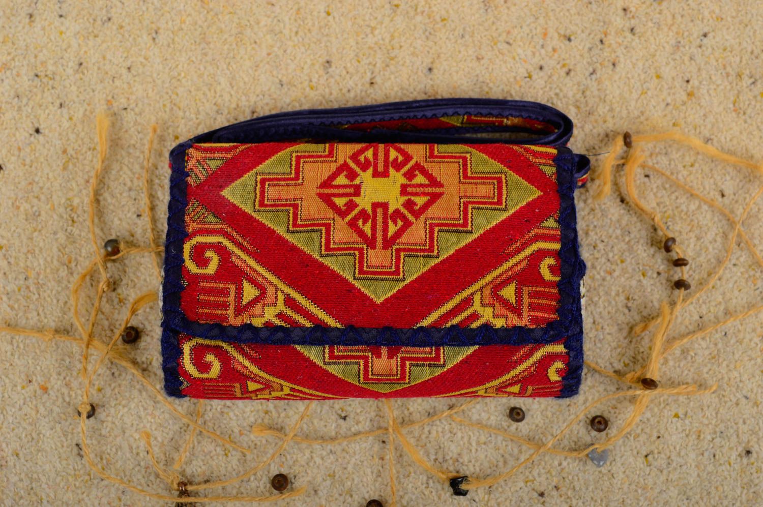 Sac bandoulière en tissu Sac fait main style ethnique design Accessoire femme photo 1