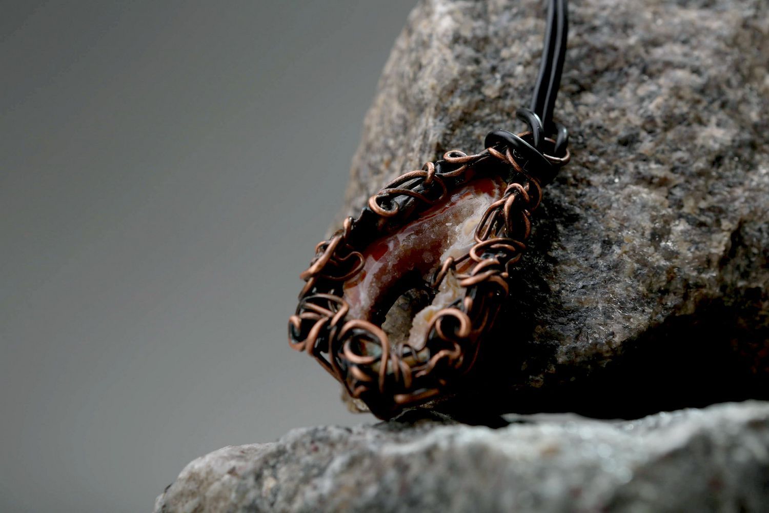 Handmade pendant with gem photo 3