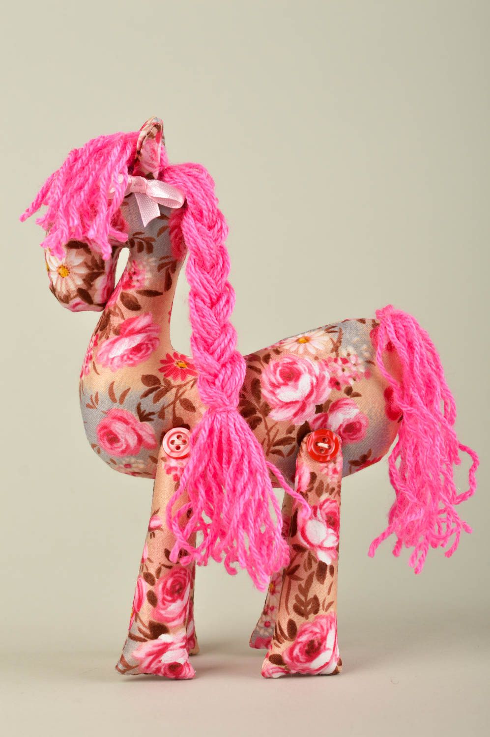 Peluche cheval en tissu Jouet fait main rose à fleurs Décoration maison photo 4