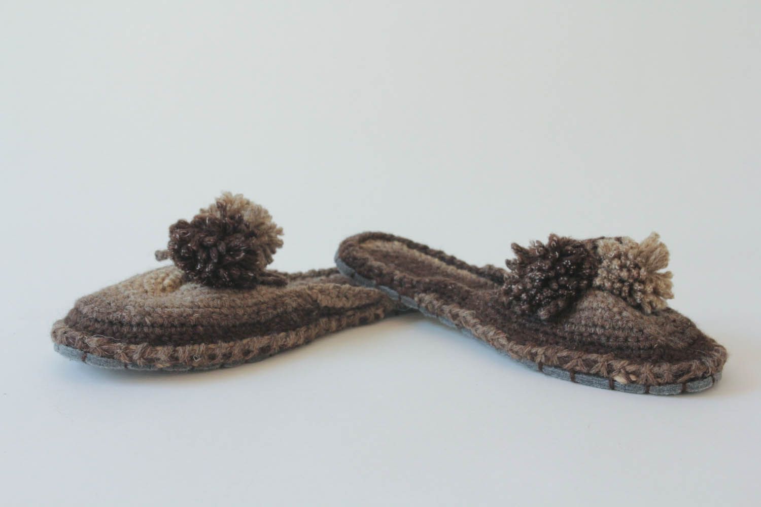 Homemade wool slippers photo 1