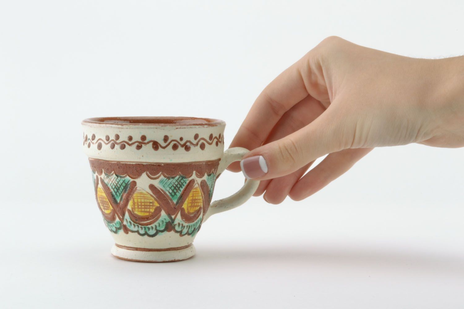 Clay decorative cup with handle and cherry, beige, and green color photo 2