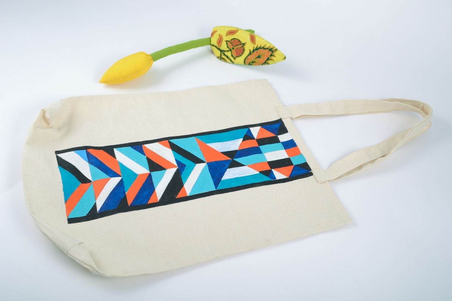 Текстильная сумка из конопляной ткани с геометрическим рисунком фото 1