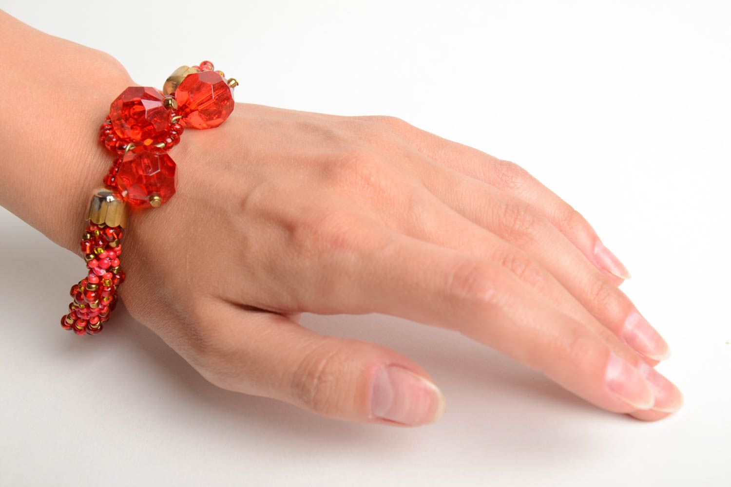 Handmade red designer beaded cord wrist bracelet with large faceted beads photo 2