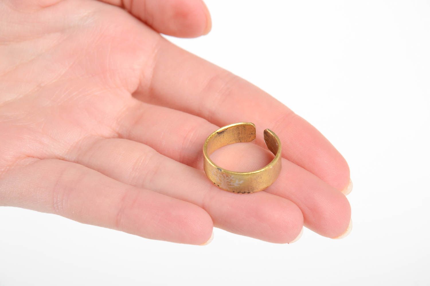 Медное изящное кольцо ручной работы кольцо из меди женский перстень стильный фото 3