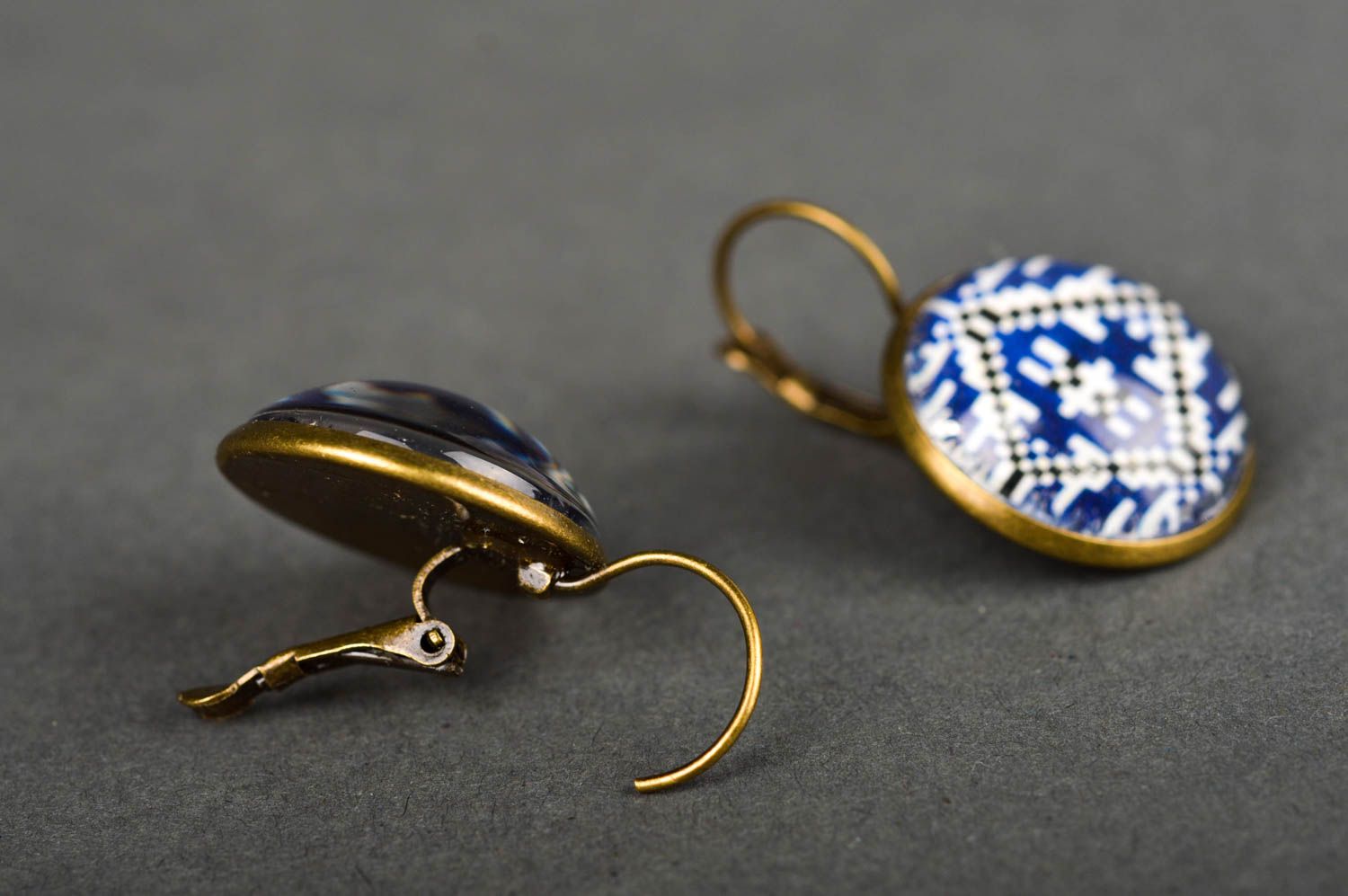 Cabochon earrings handmade stylish earrings with print round-shaped earrings photo 2