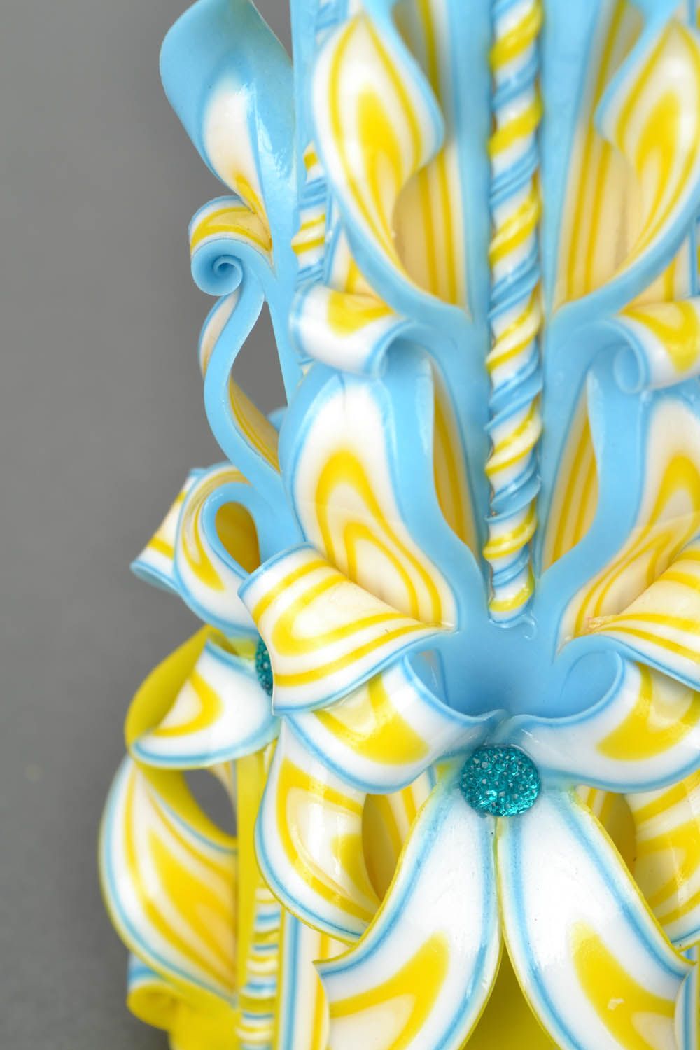 Large carved candle Blue and Yellow photo 5
