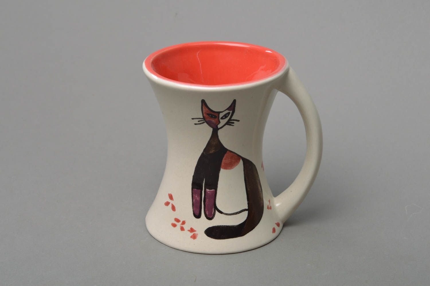 Handmade Porzellan Tasse mit Katzen mit Glasur bemalt originell für Tee foto 1