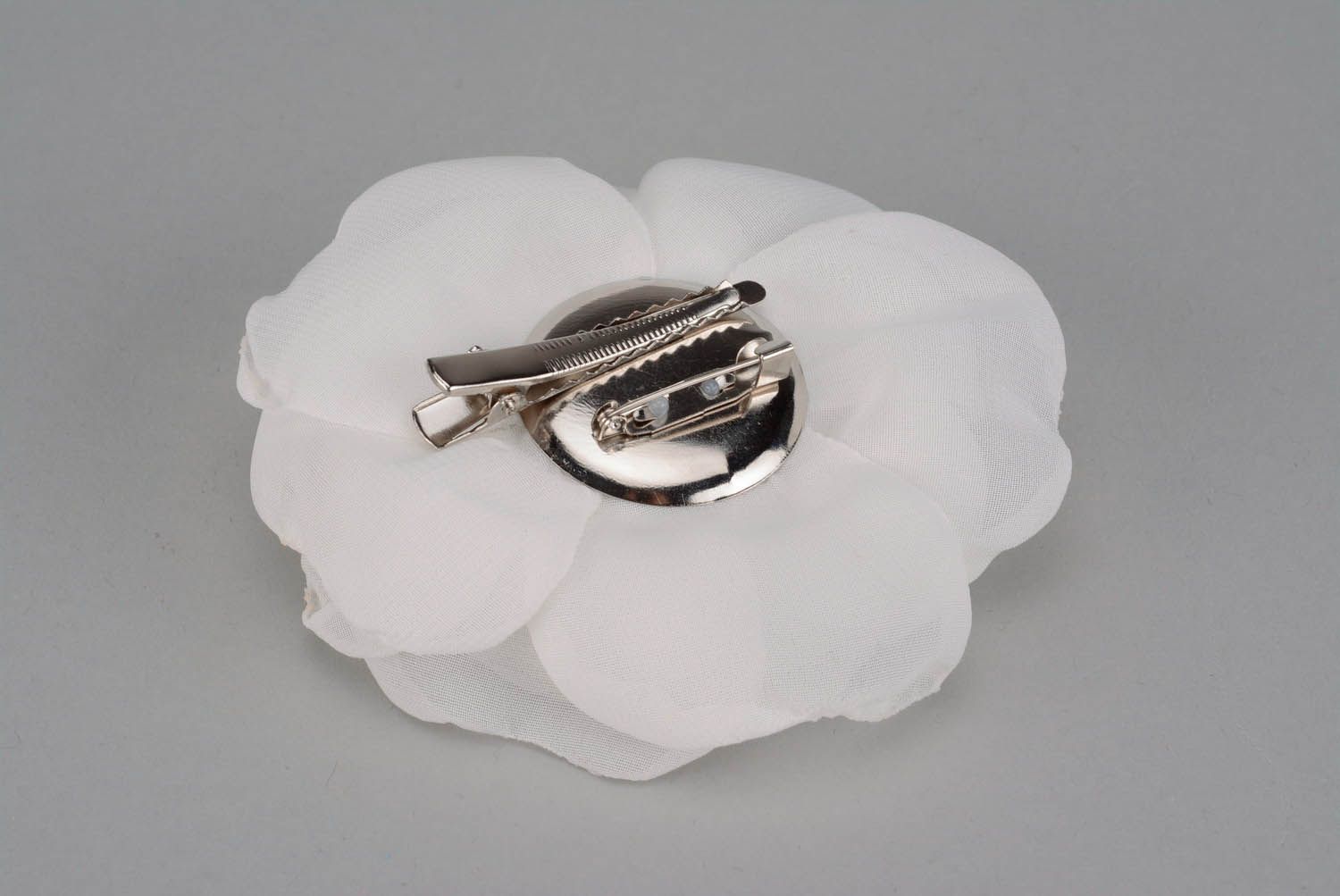 Brooch-clip White Rose photo 2