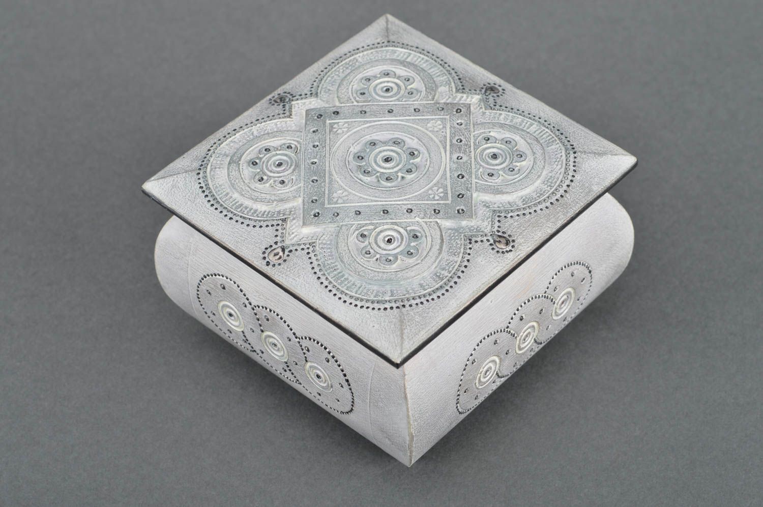 Light gray handmade designer square wooden jewelry box with dot painting photo 2