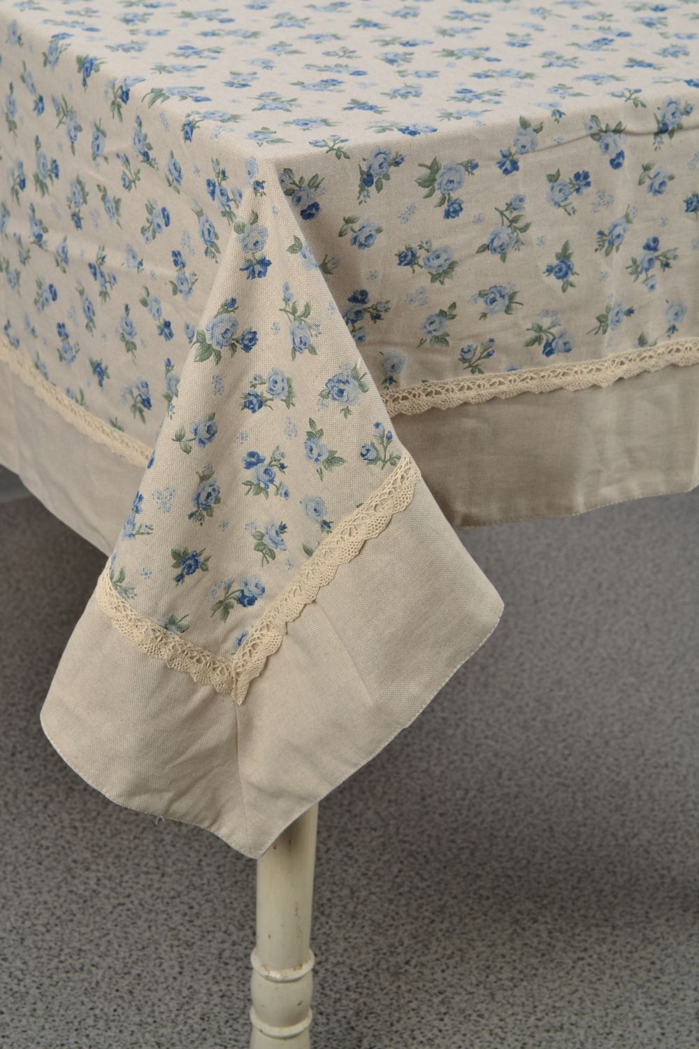 Mantel de mesa rectangular de algodón y poliamida con encaje y estampado floral foto 2