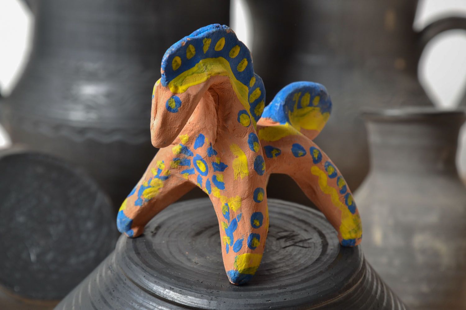 Statuetta cavallo in argilla fatta a mano figurina decorativa in ceramica 
 foto 1
