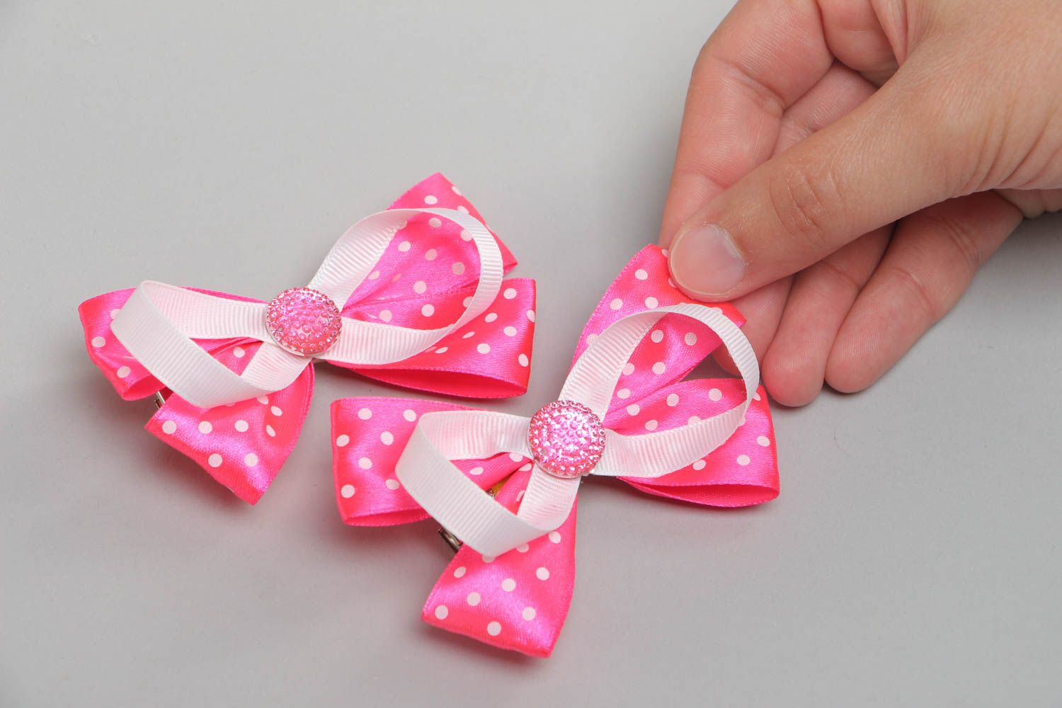 A set of 2 handmade designer bobby pins made of satin ribbon in the form of pink bows photo 5