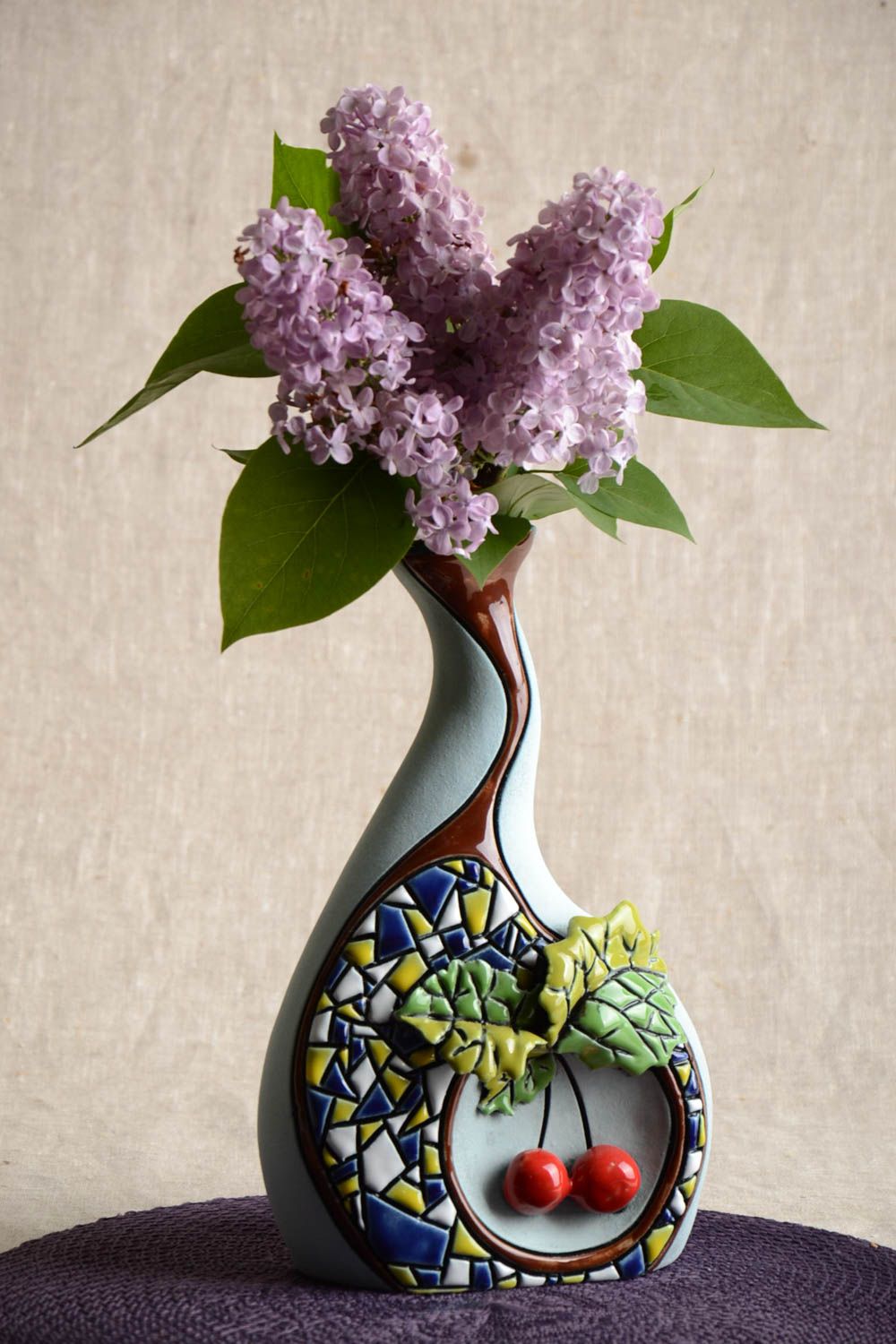 Vase céramique peint de pigments colorés fait main design avec cerises 1 l photo 1