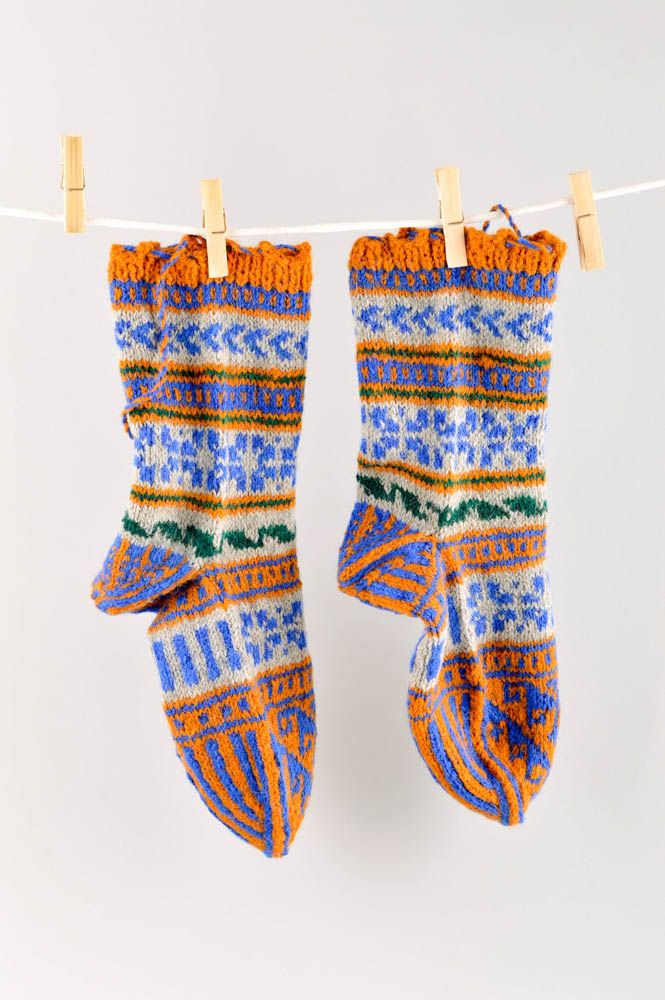 Носки ручной работы шерстяные носки красивые яркие женские носки на зиму фото 1