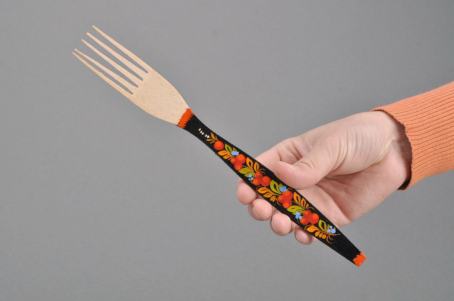 Wooden fork with Petrikov painting photo 5