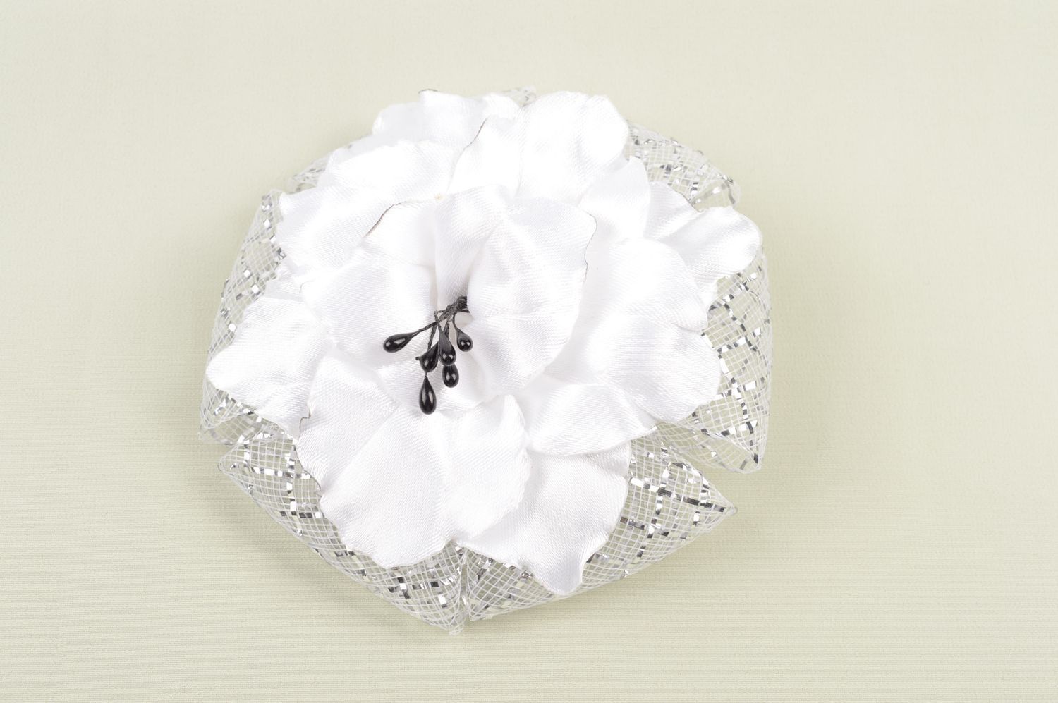 Horquilla hecha a mano con flor accesorio para peinado regalo original foto 1
