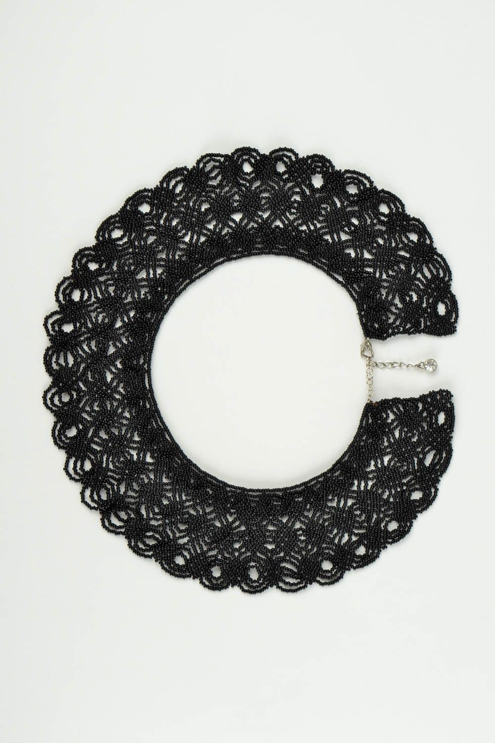 Collier perles de rocailles noir Bijou fait main Accessoire femme noir ajouré photo 2