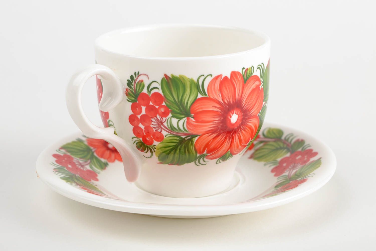 8 oz porcelain teacup with Russian style floral red and green pattern photo 4