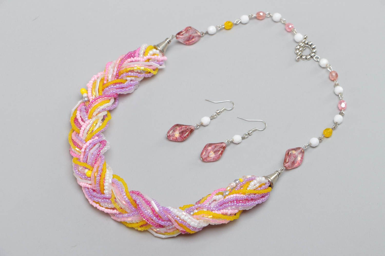 Schmuck Set 2 Stück Ohrringe und Halskette aus Perlen und Glasperlen handgemacht foto 2