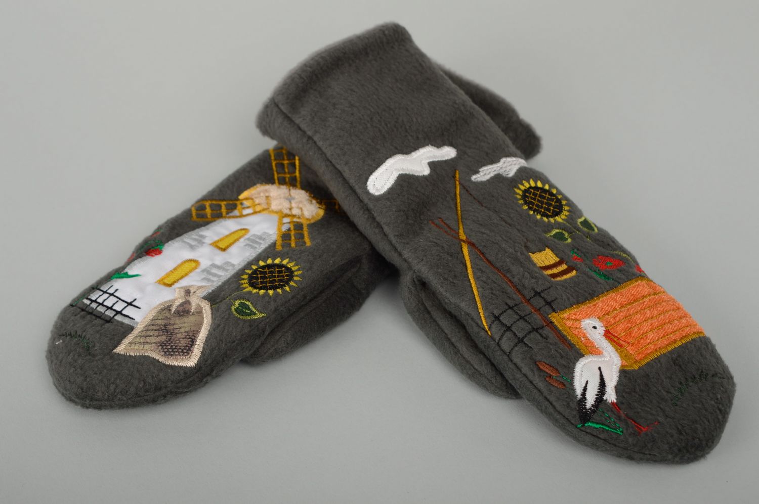 Warm fleece mittens with embroidery photo 1