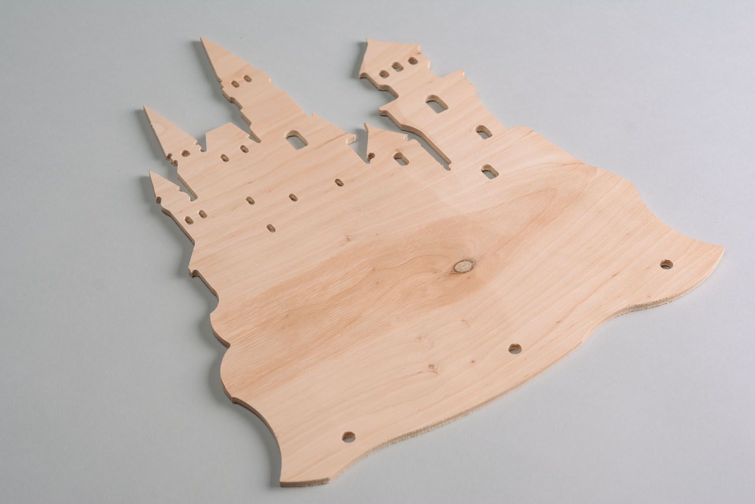 Plywood blank hanger in the shape of castle photo 2