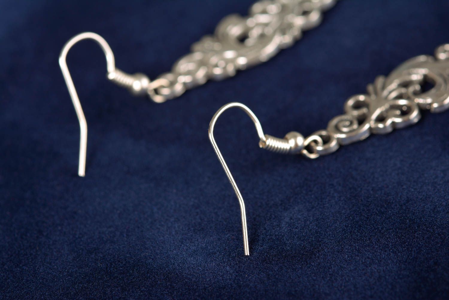 Handmade designer lacy metal dangle earrings with blue beads with rhinestones photo 5