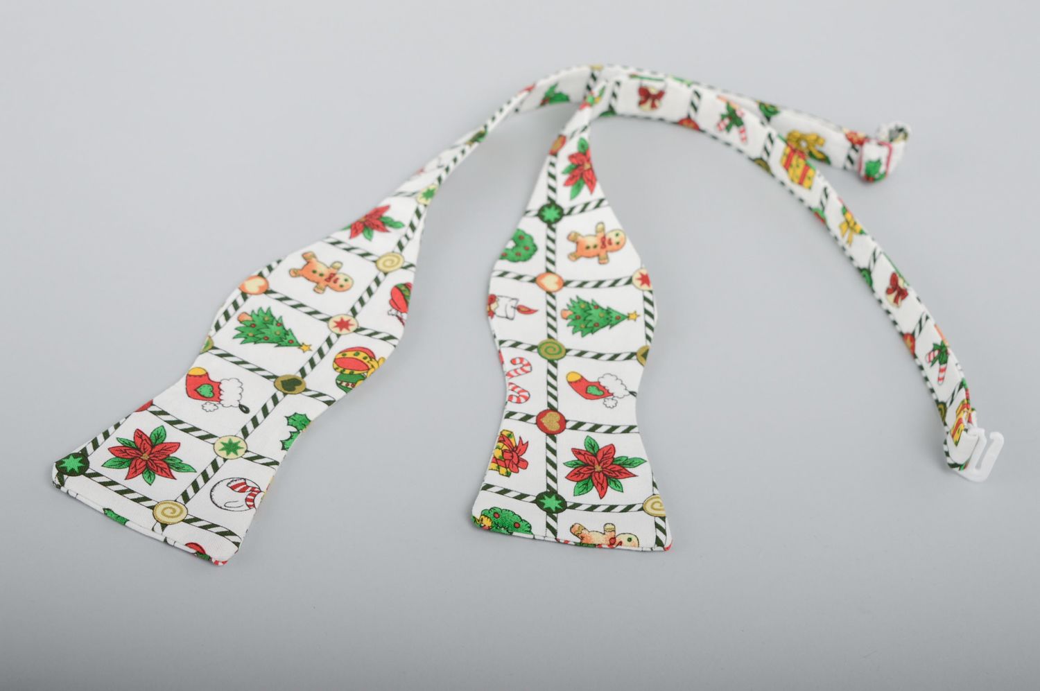 Handmade fabric bow tie Christmas photo 2