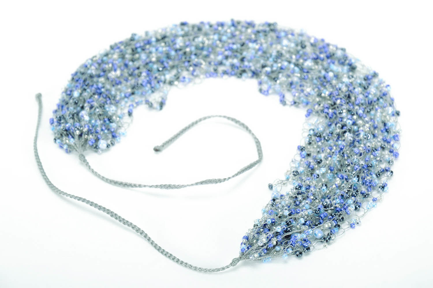 Collier bleu en perles de rocaille Provence photo 1