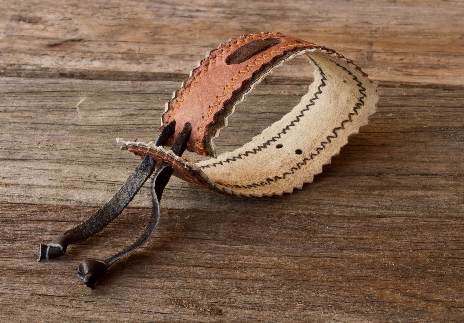 Handmade leather bracelet  photo 4