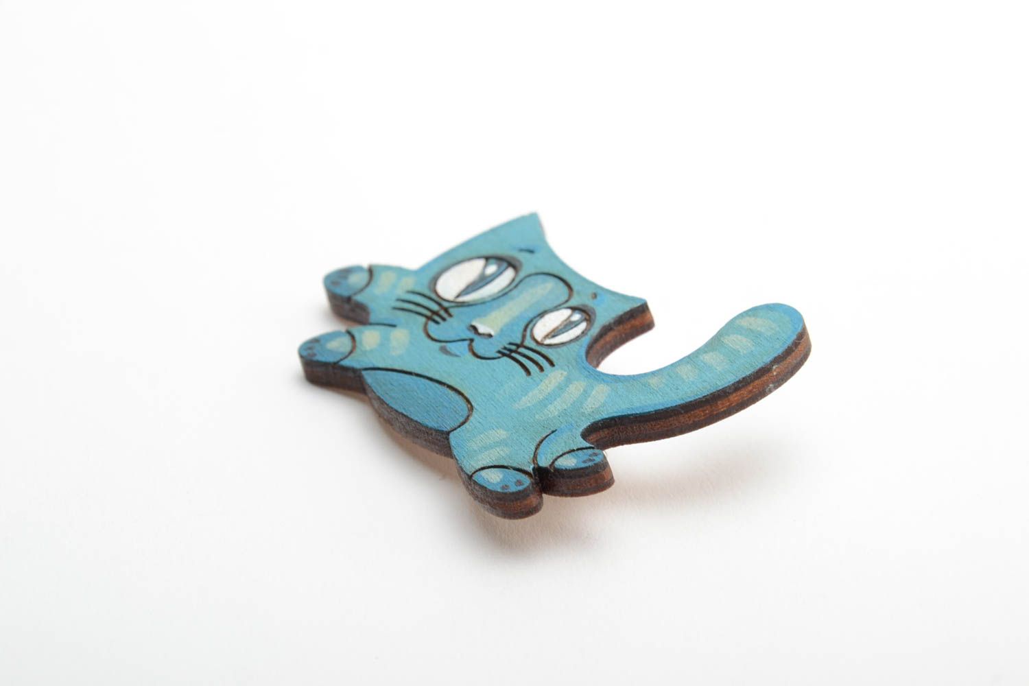 Beautiful bright painted handmade plywood brooch in the shape of cat photo 5