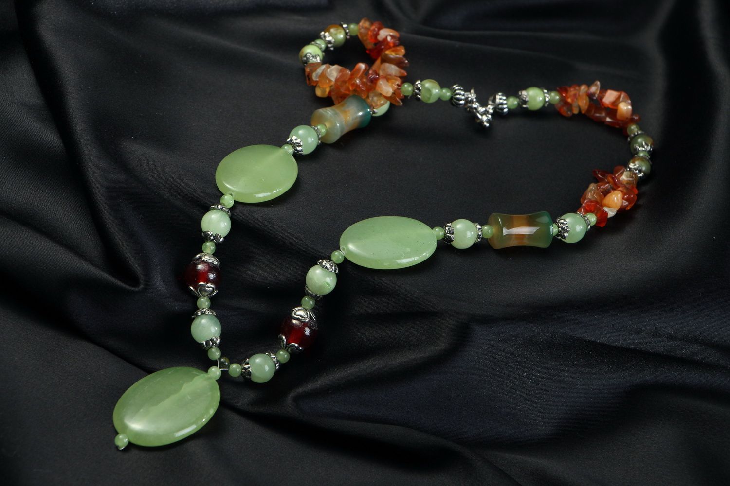 Necklet with agate and cornelian photo 2