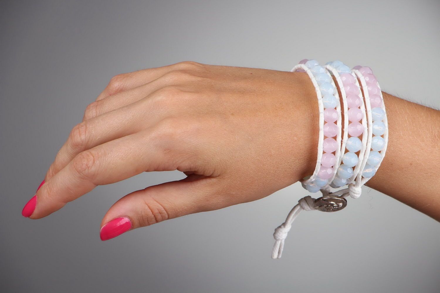 Handmade Armband aus rosa Quarz und Mondstein foto 5
