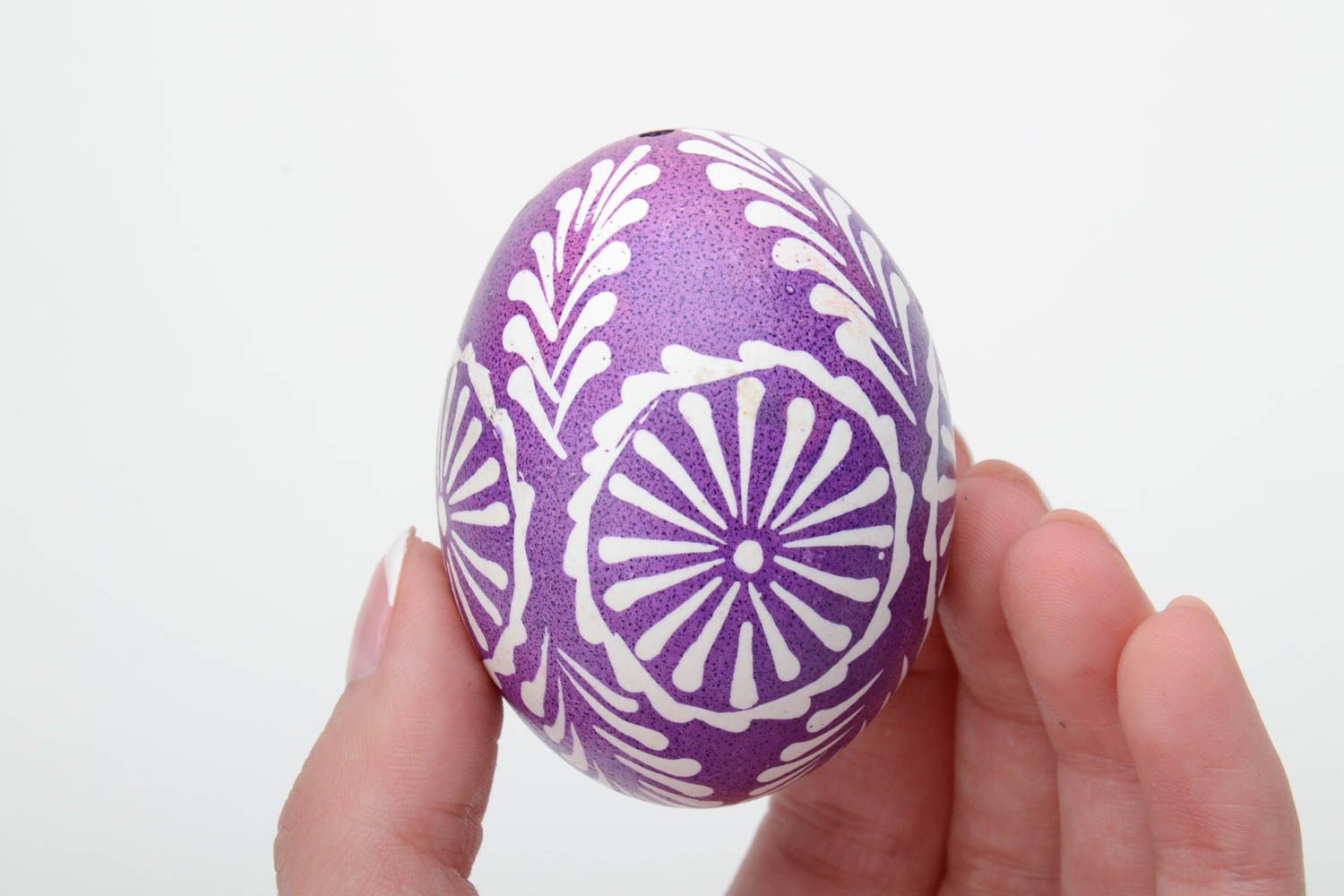 Handmade decorative violet and white Easter egg painted in Lemkiv style photo 5