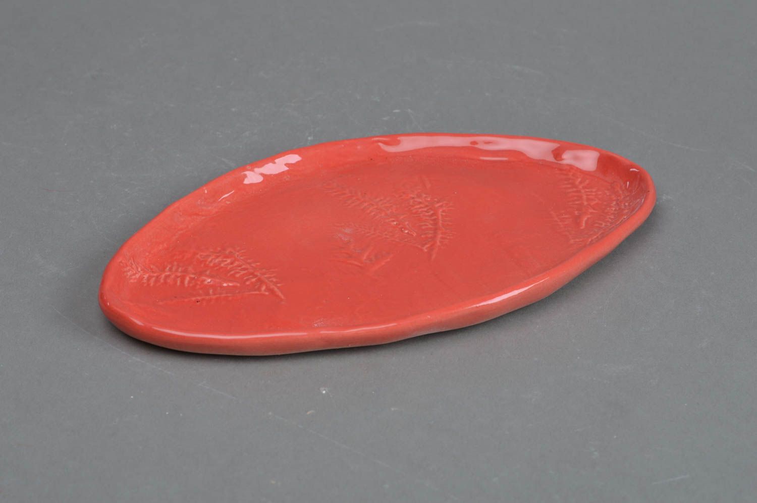Roter kleiner Porzellan Teller grell originell künstlerische Handarbeit foto 1