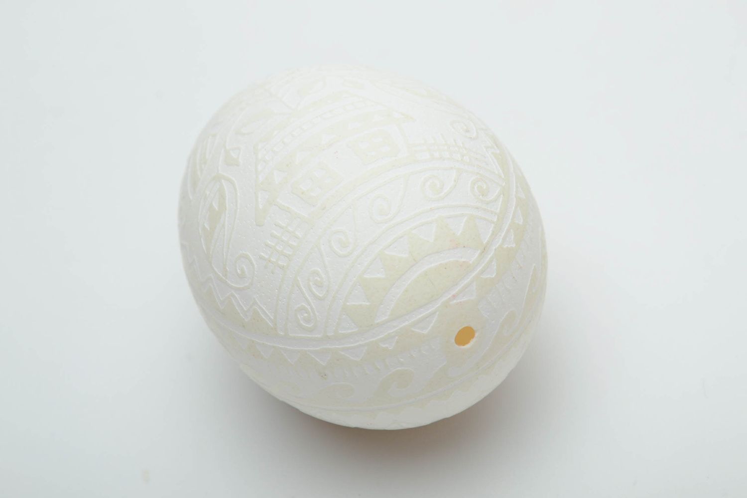 Designer Easter egg etched with vinegar photo 4