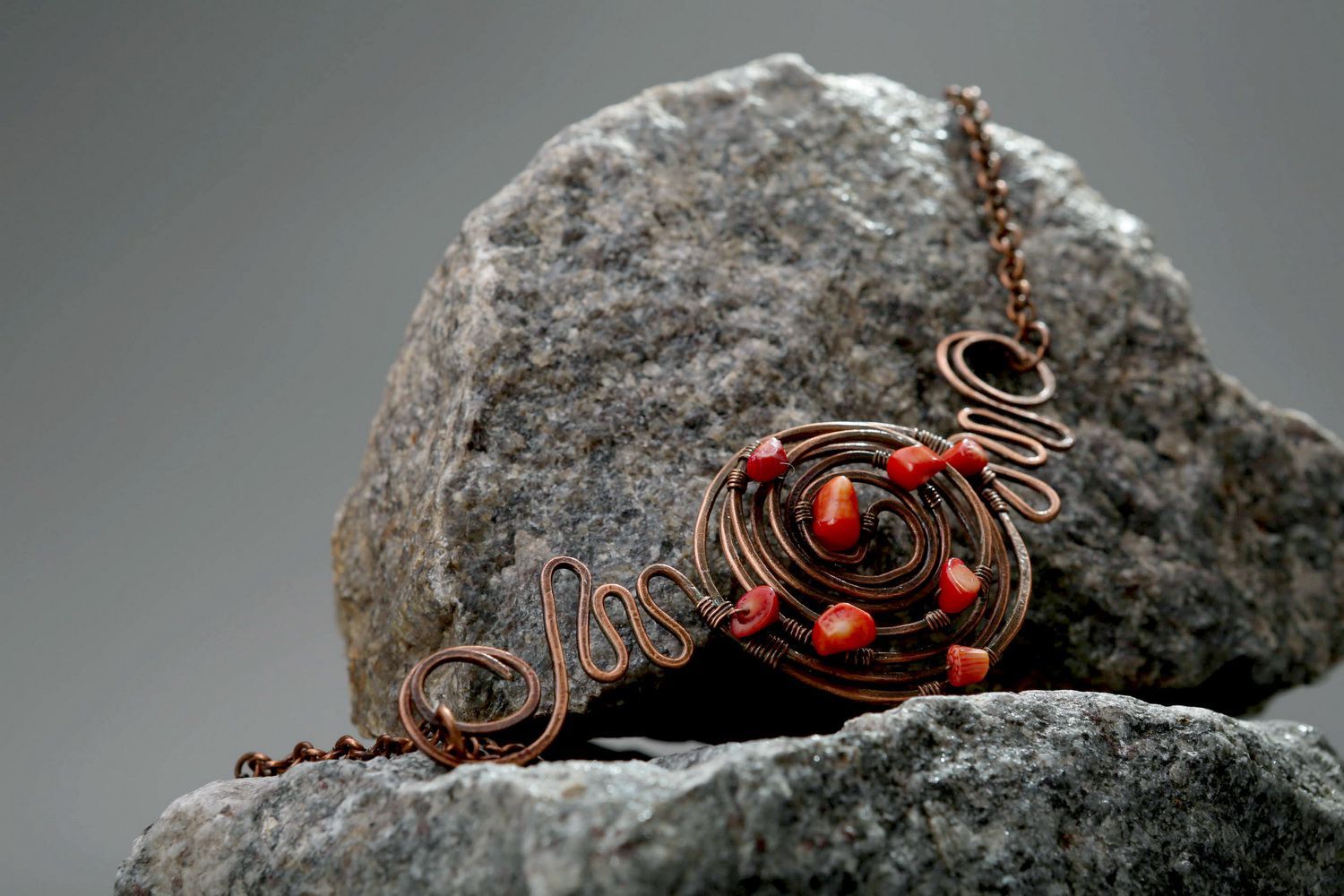 Necklace with corals Ariadne's thread photo 4