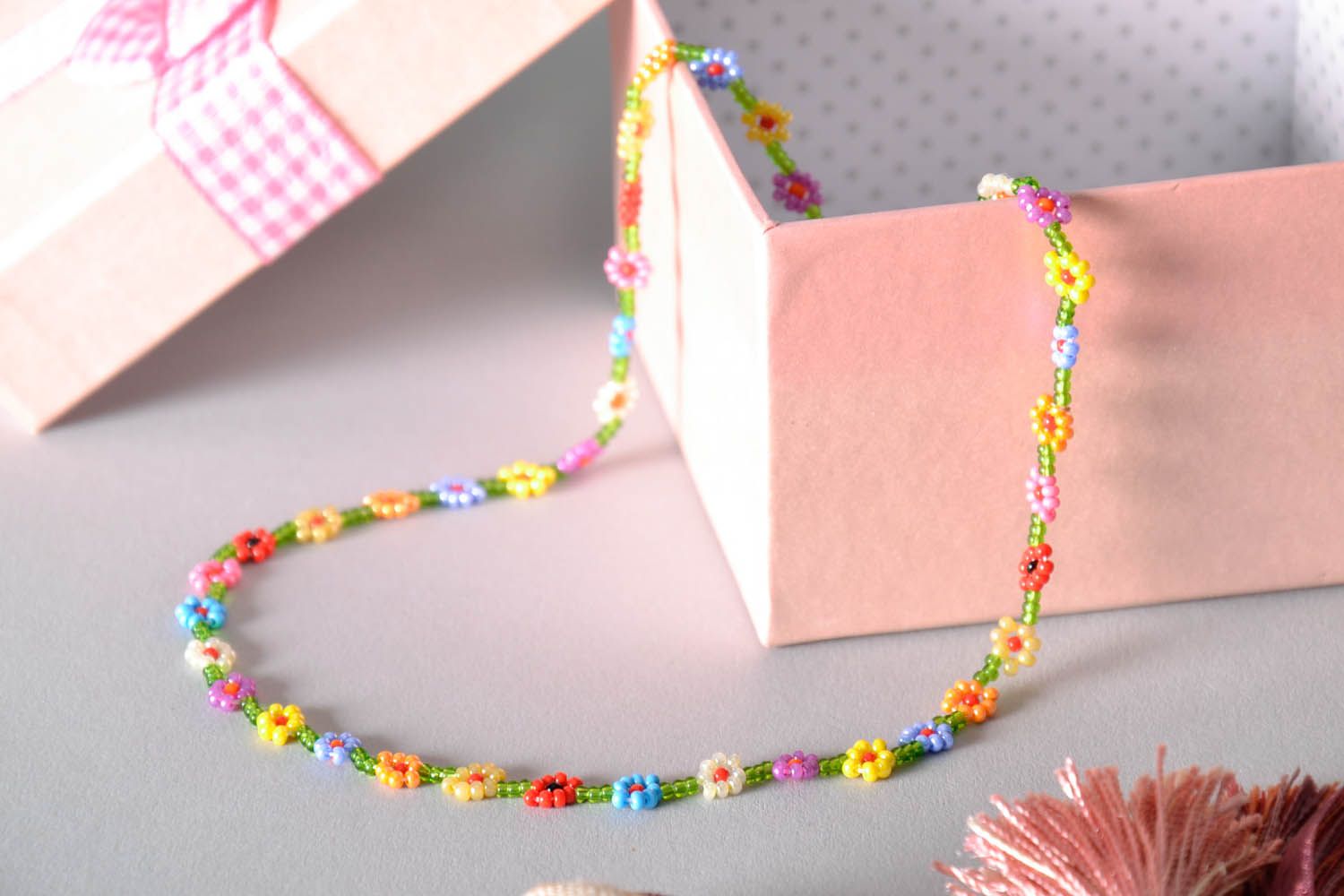 Colorful beaded necklace photo 1