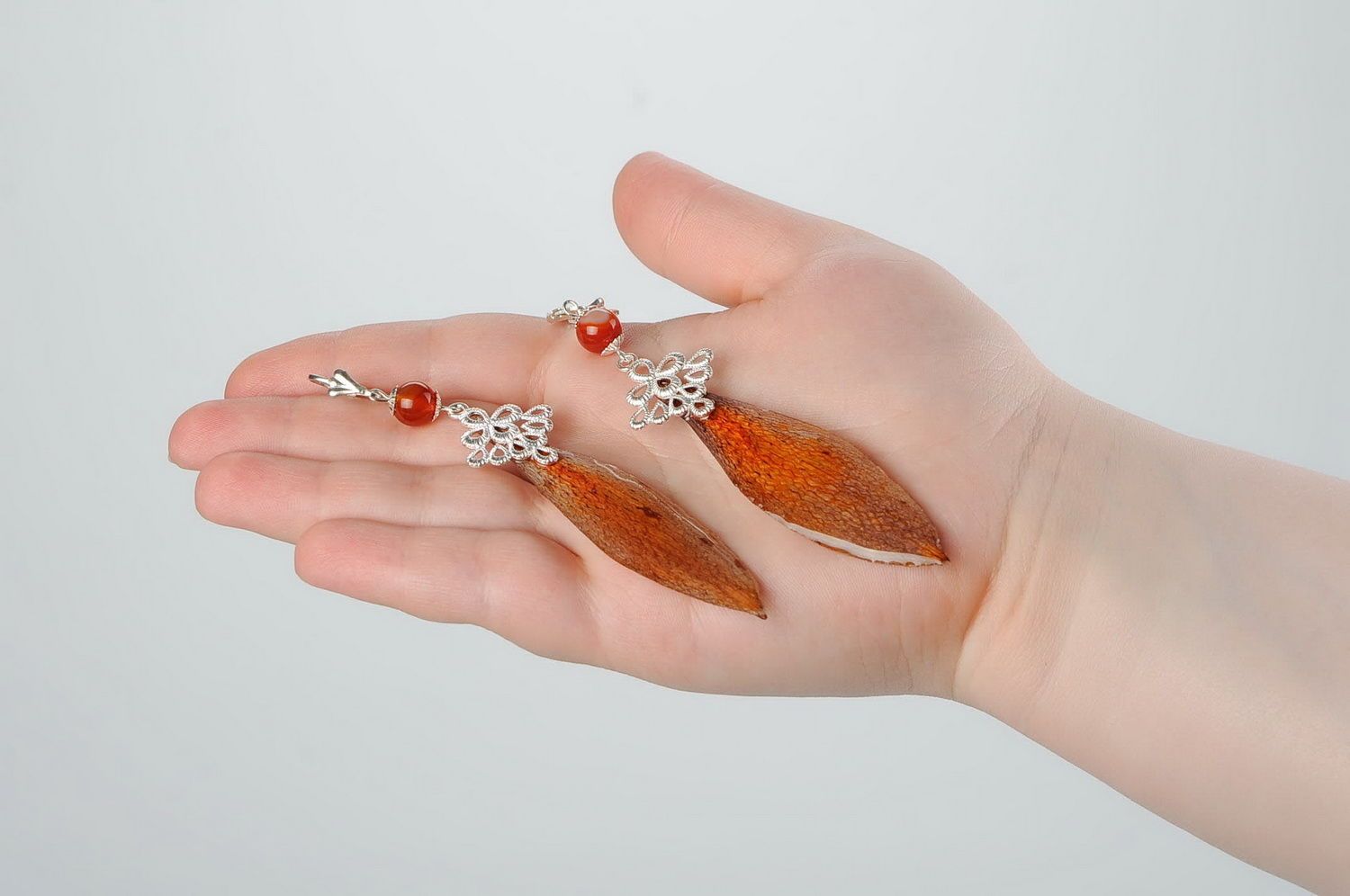 Earrings made ​​of epoxy resin Lilies photo 5